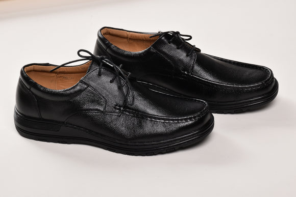 נעלי עור שחורות - גימור תפר מעוגל